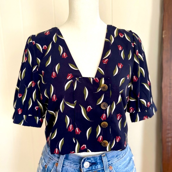 Vintage Tops - Vintage Tulip Button Puff Sleeve Crop Top S/M